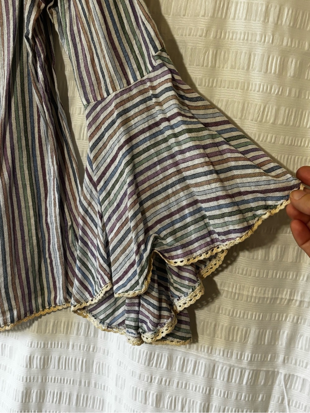 Solitaire Off Shoulder Striped Bell Sleeve Cotton Top Sz Large - Picture 3 of 8